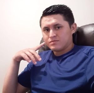 Meet your Posher, Luis